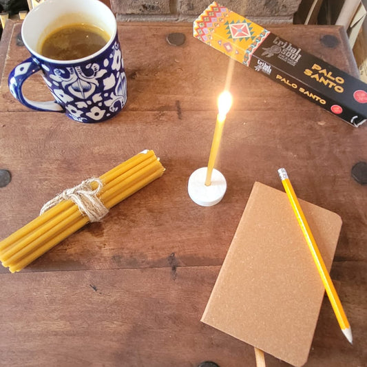 Beeswax 30 minute candles and candle holder set