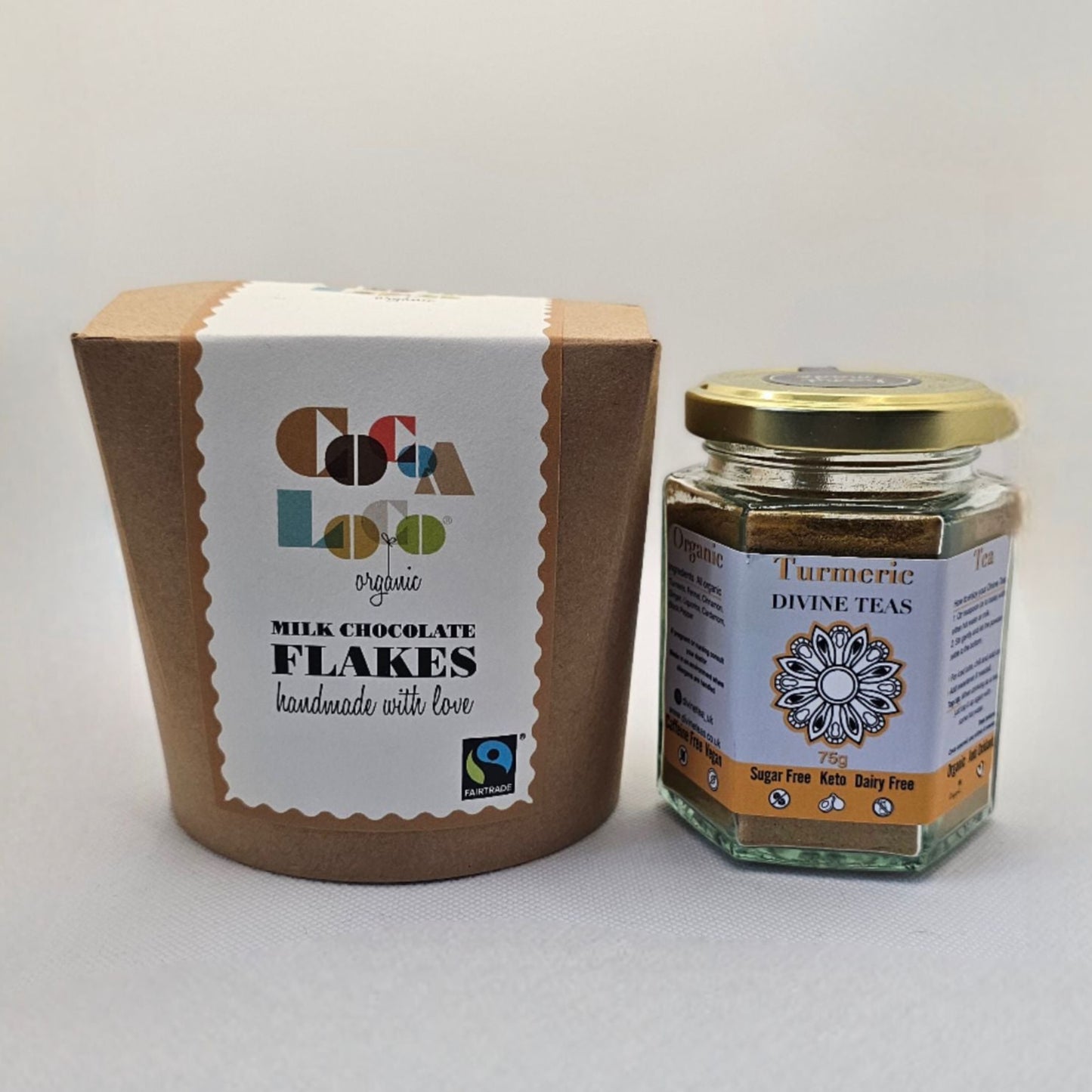 Organic Chocolate Flakes & Divine Teas Gift set