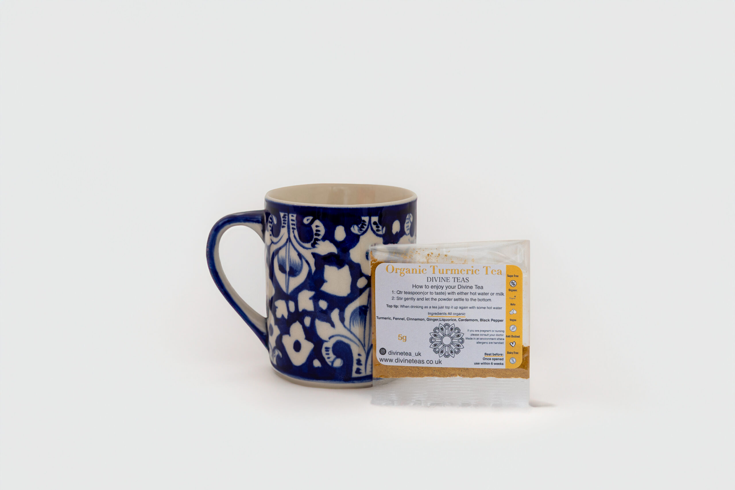 Gift set for the tea lover – Mug and sachet